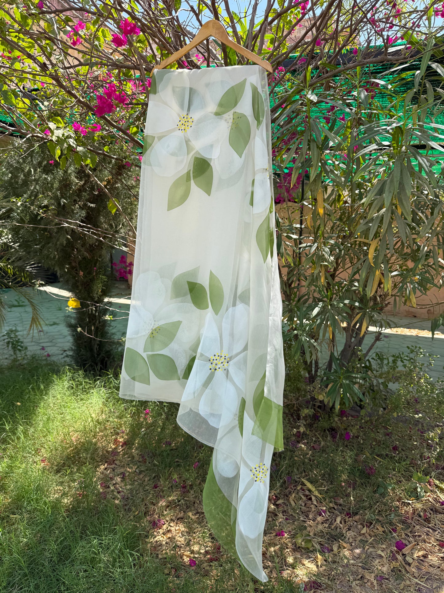 Big Hibiscus Organza Saree