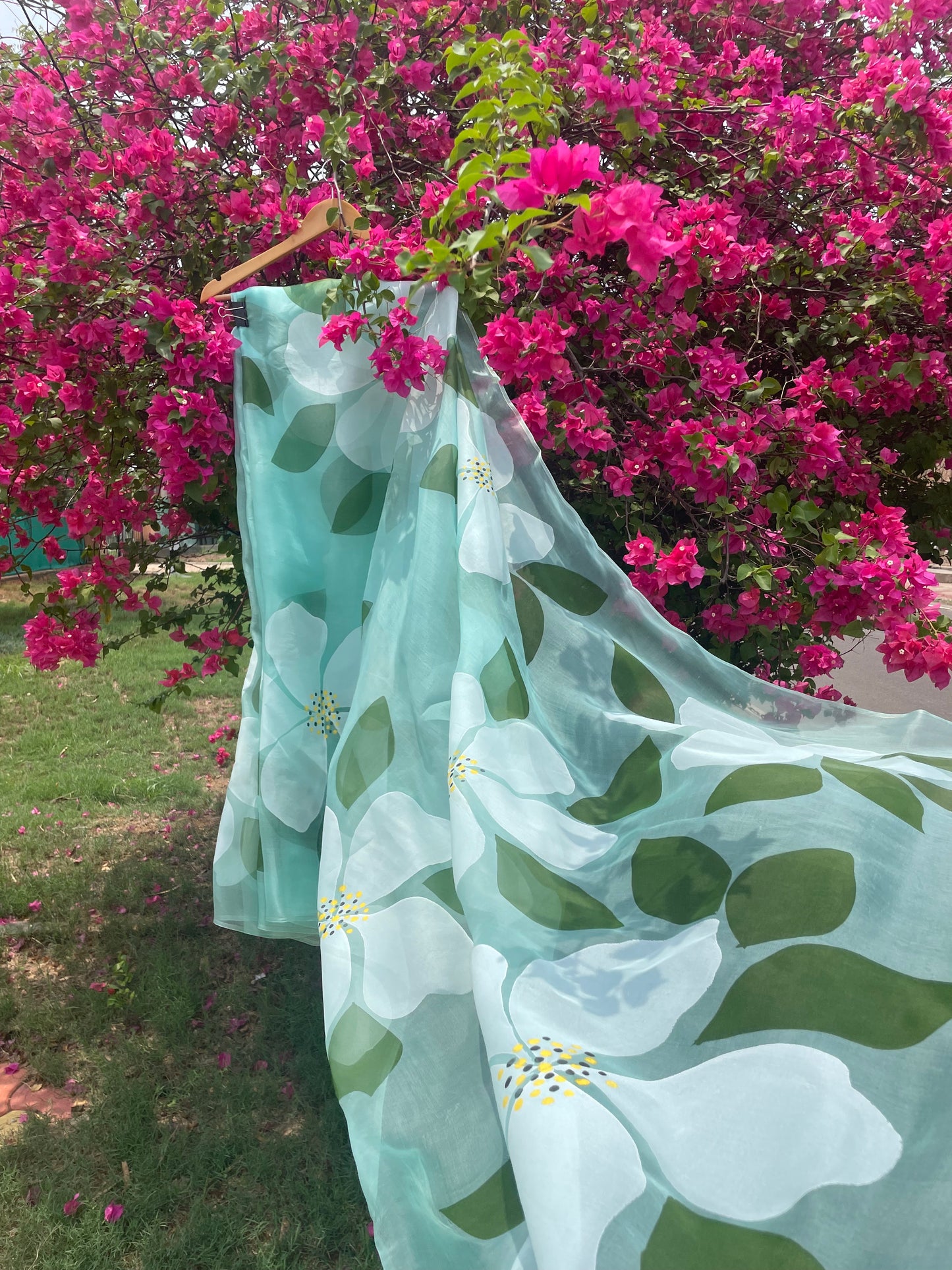 Big Hibiscus Organza Saree