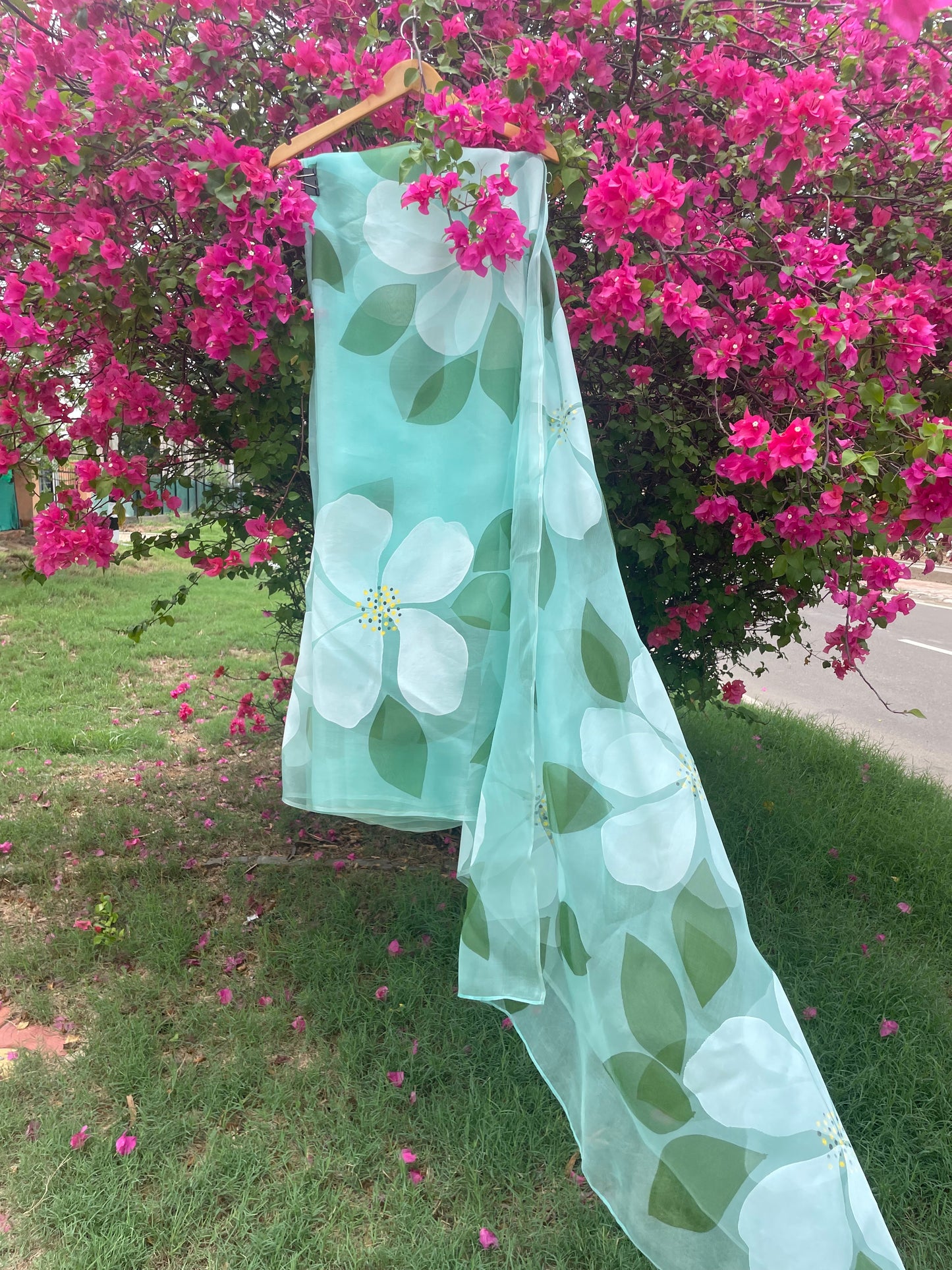 Big Hibiscus Organza Saree