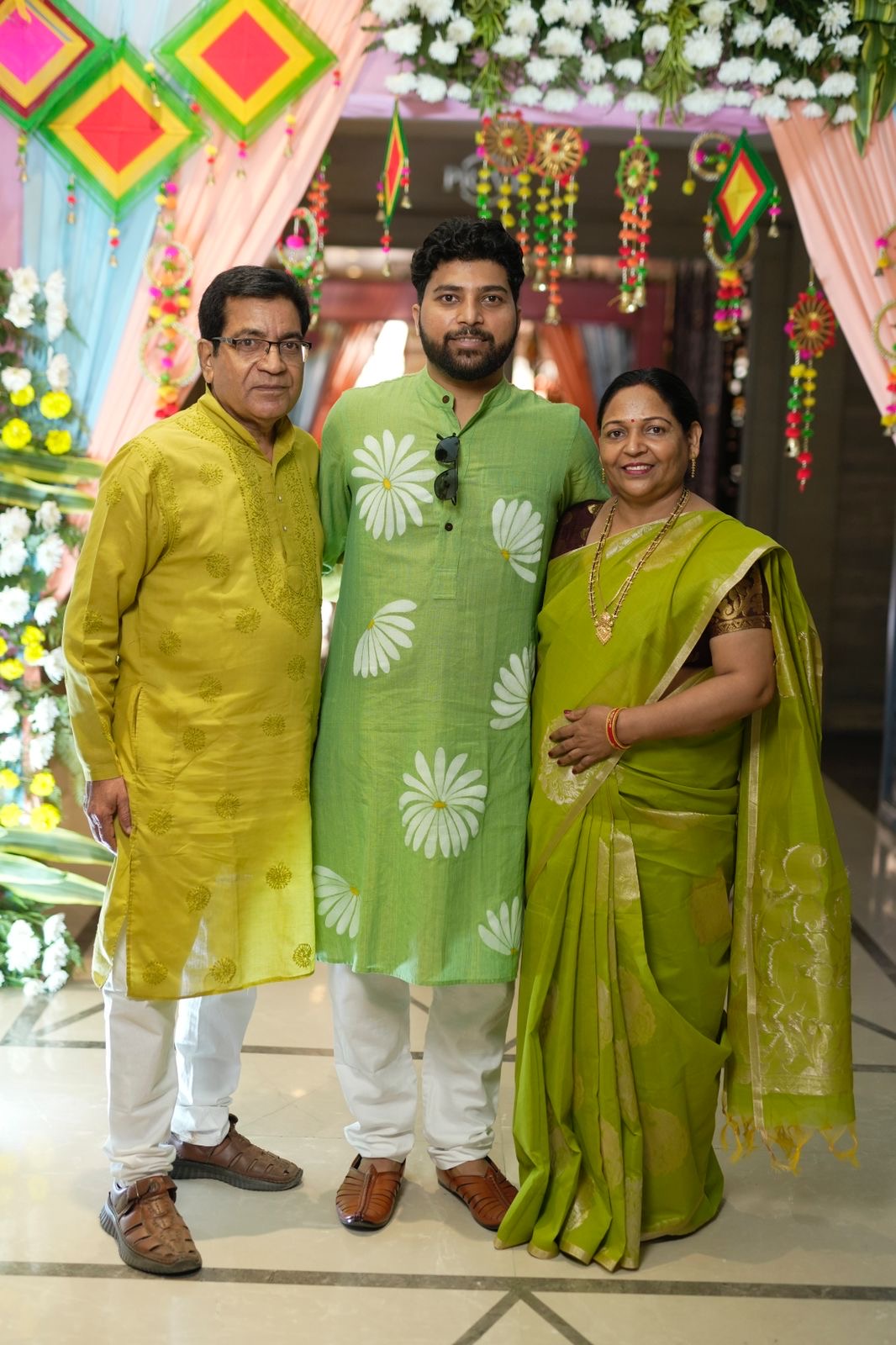 Daisy Kurta
