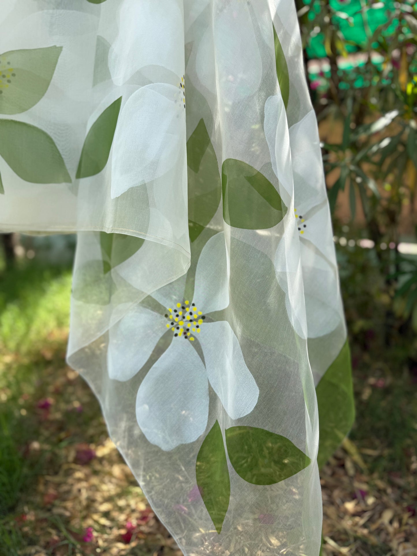 Big Hibiscus Organza Saree