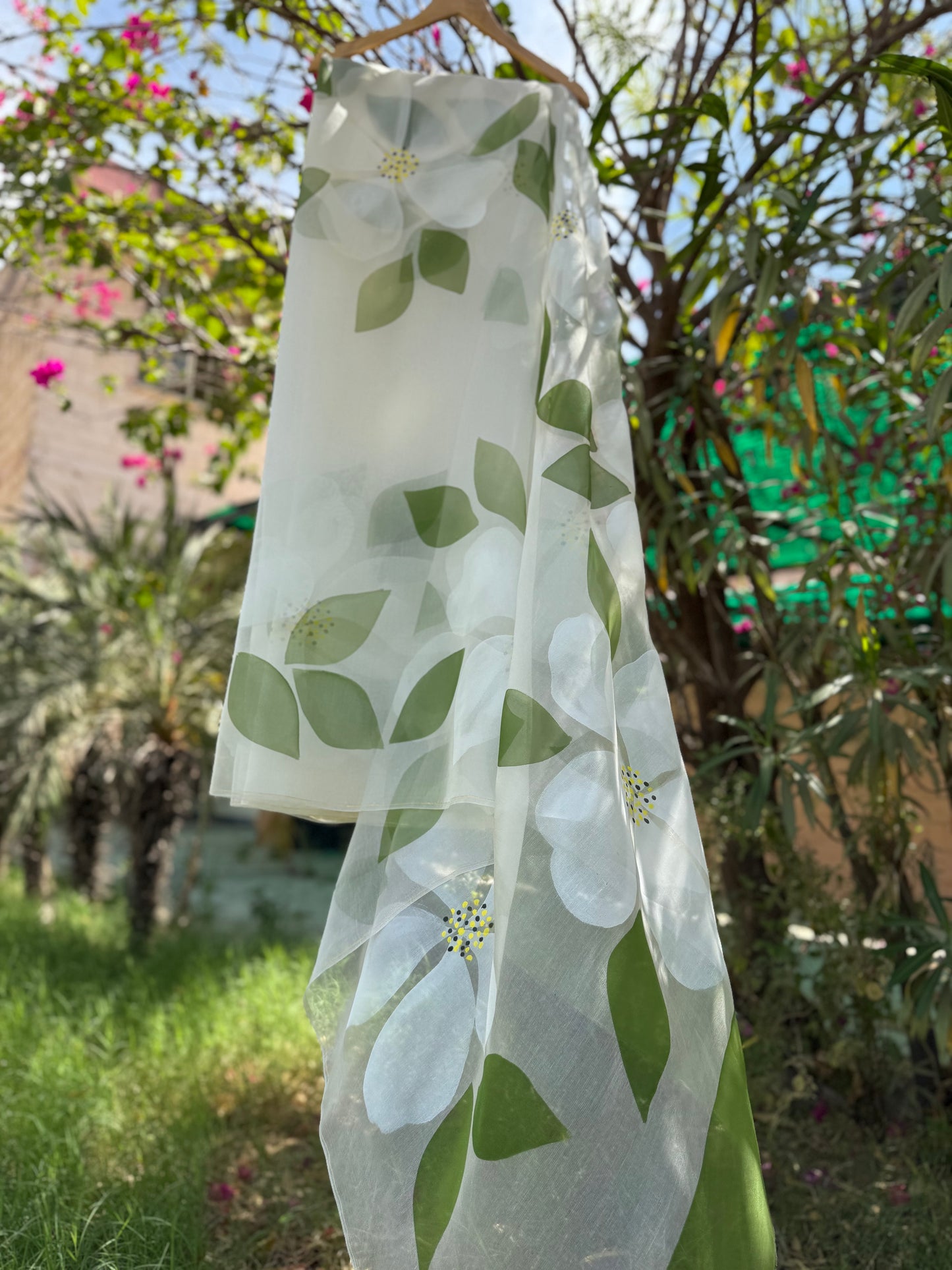 Big Hibiscus Organza Saree