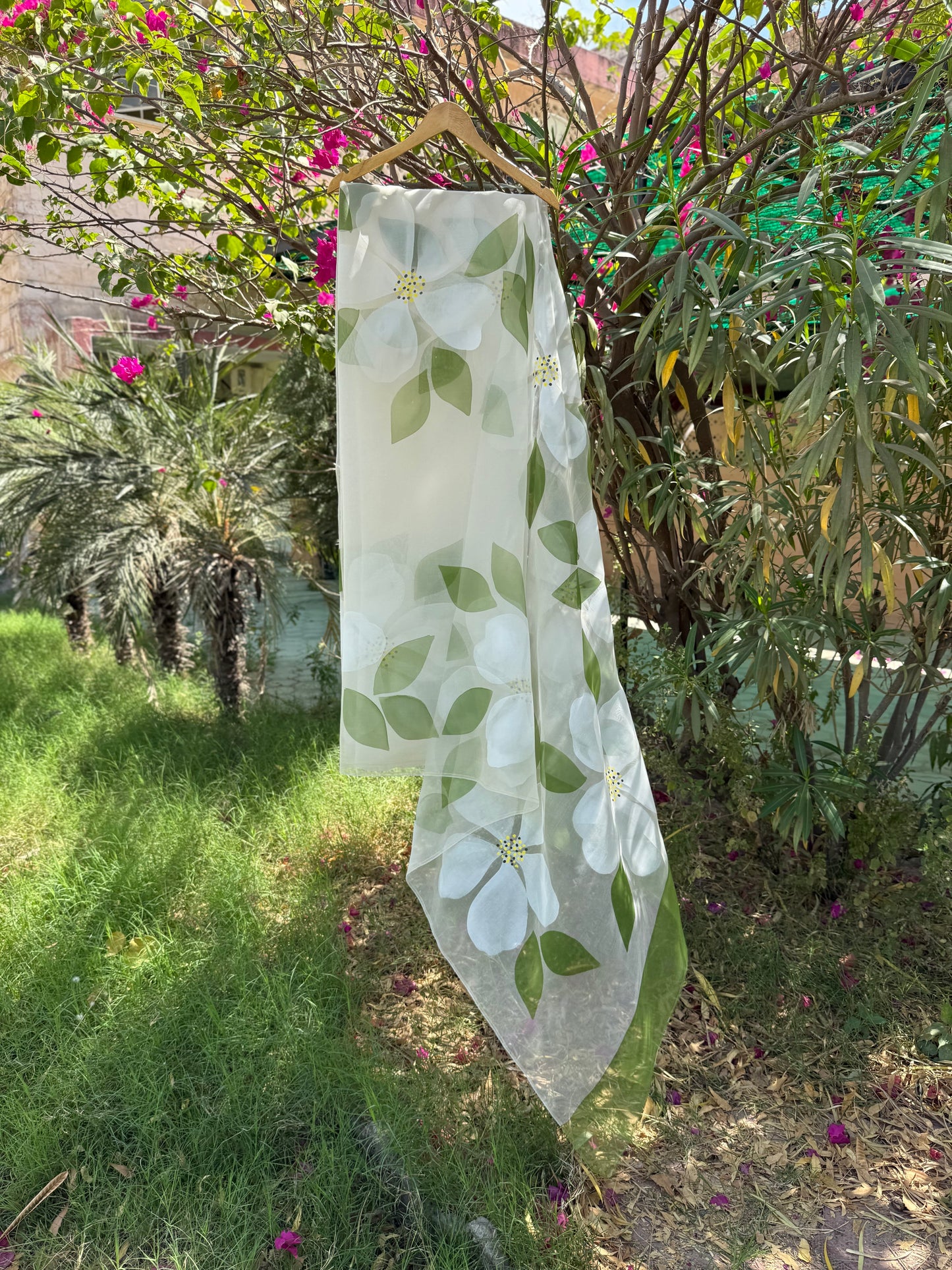 Big Hibiscus Organza Saree
