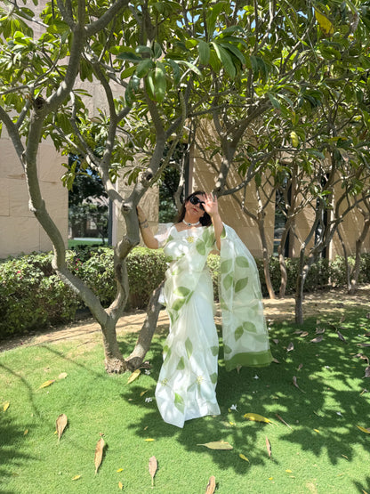 Big Hibiscus Organza Saree
