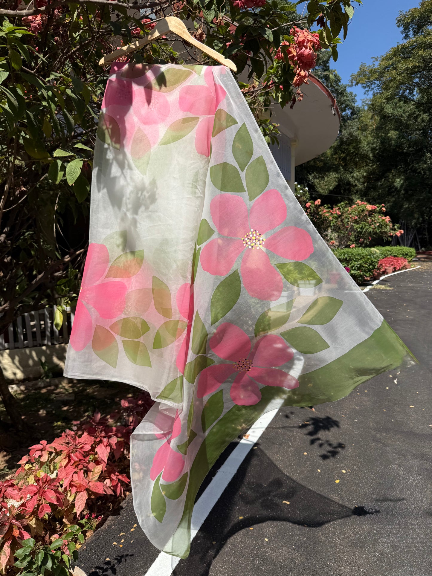 Big Hibiscus Organza Saree