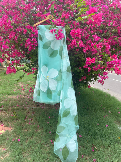 Big Hibiscus Organza Saree